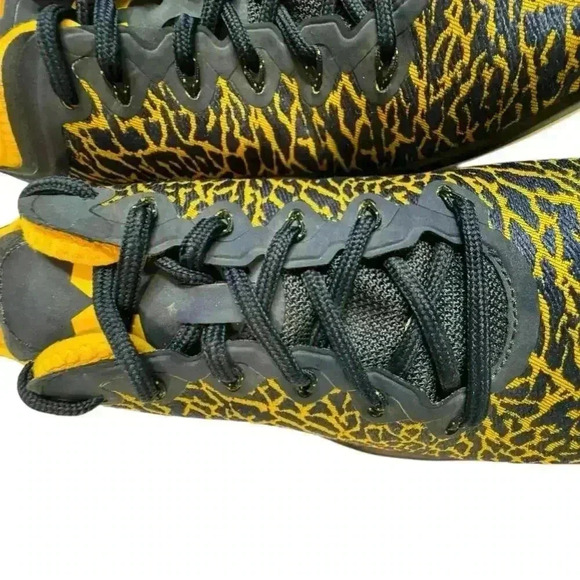 NIKE Size 8 - Jordan Trainer 1 Low Michigan 2016
Yellow / Blue Shoe - Picture 14 of 16